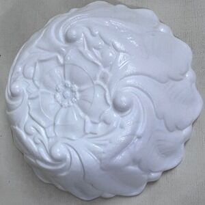 Vintage Indiana Milk Glass Feather and‎ Flower Serving Bowl